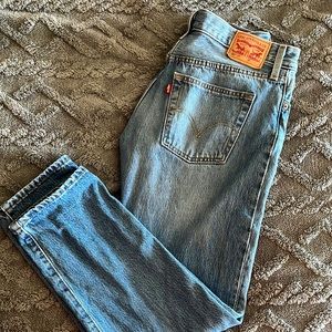Levi jeans
